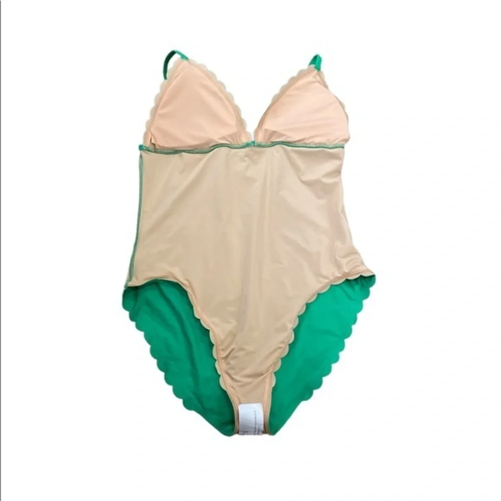 J. Crew Women’s Scalloped Edge‎ One Piece Swimsuit Green Size XL